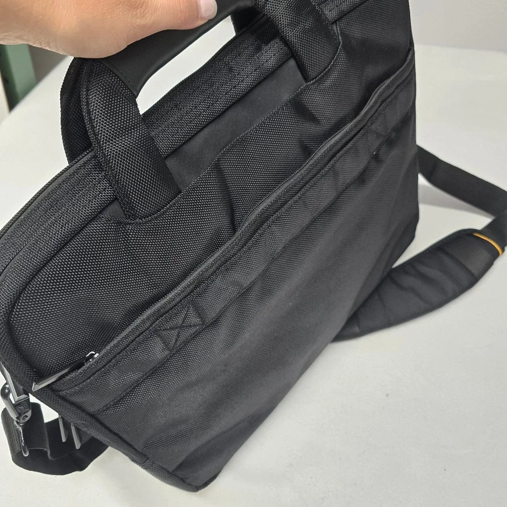 Targus Safe Port Laptop Bag Black Ballistic Nylon Briefcase Shoulder Strap Mens